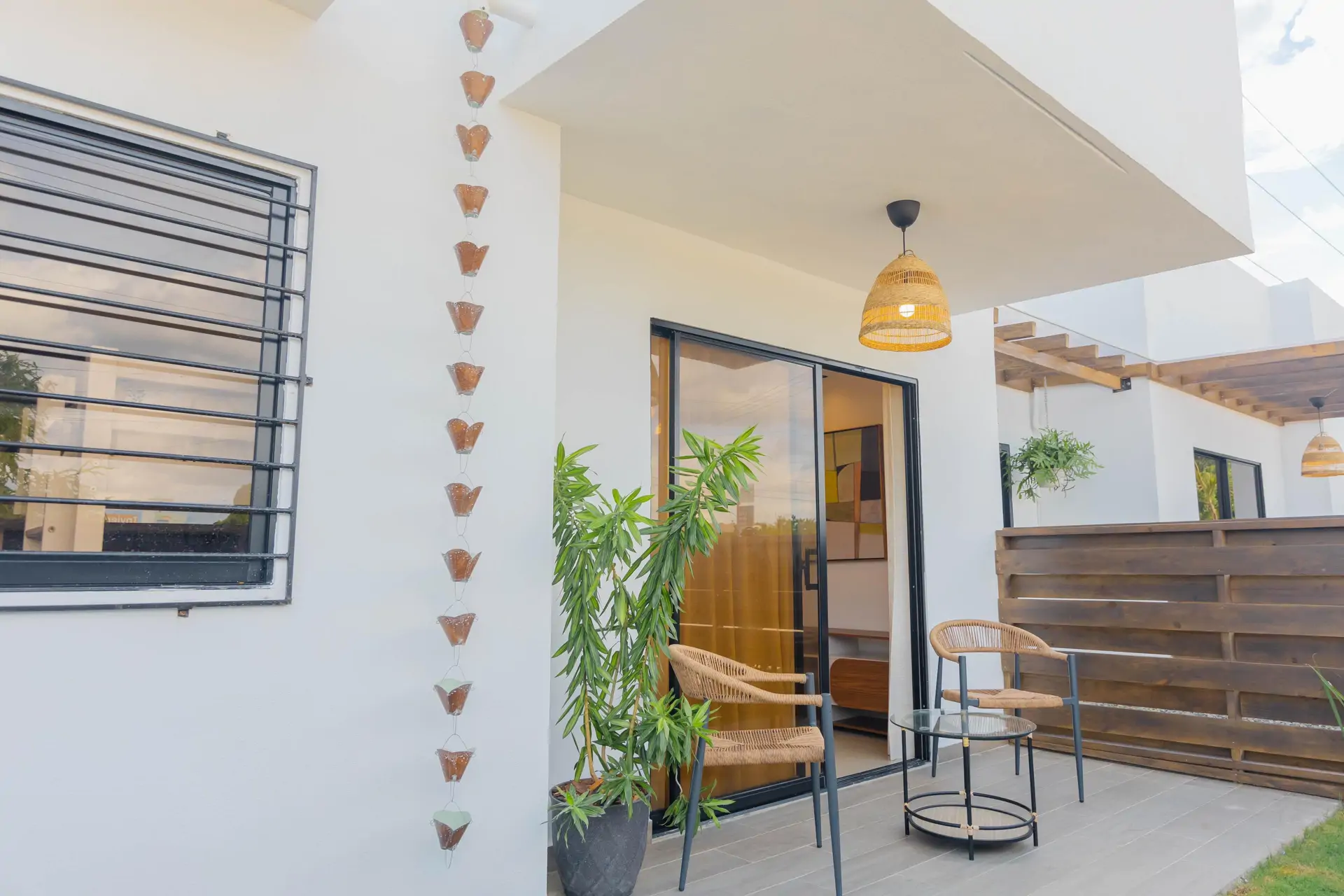 f6934e94-5f8c-4615-a95c-eb84eb3c8fc0